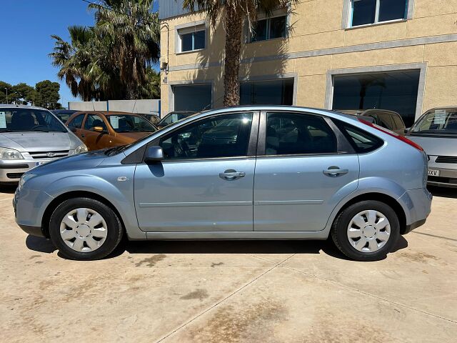 FORD FOCUS TREND 1.6 AUTO SPANISH LHD IN SPAIN ONLY 60000 MILES SUPERB 2007
